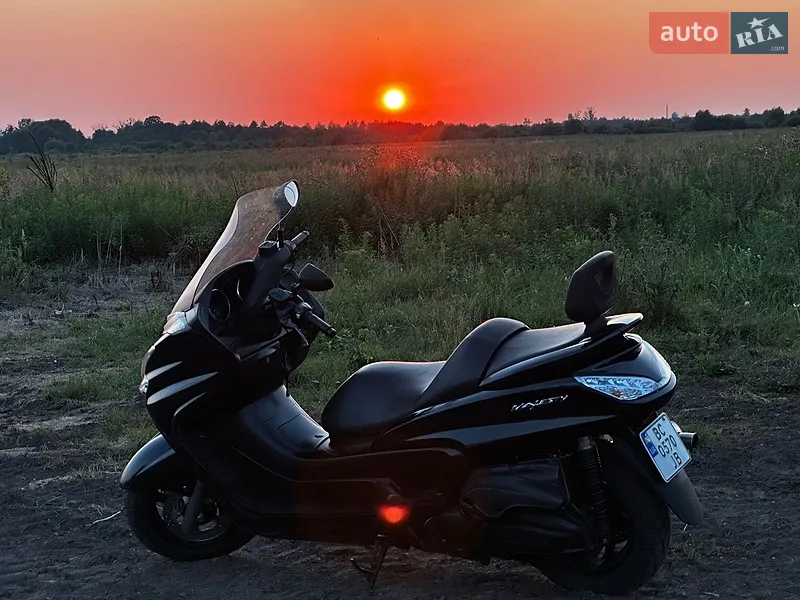 Yamaha YP 2010