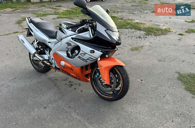 Yamaha YZF 600R Thundercat  1998