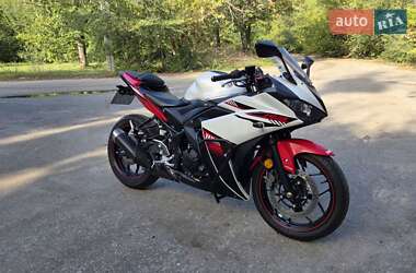 Yamaha YZF-R3  2016