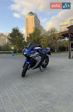 Yamaha YZF-R3  2016