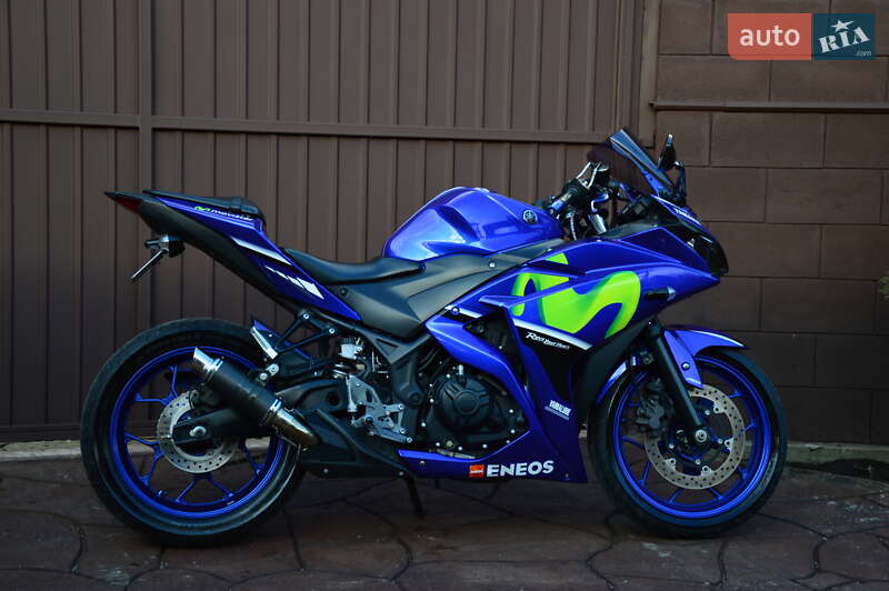 Спортбайк Yamaha YZF-R3