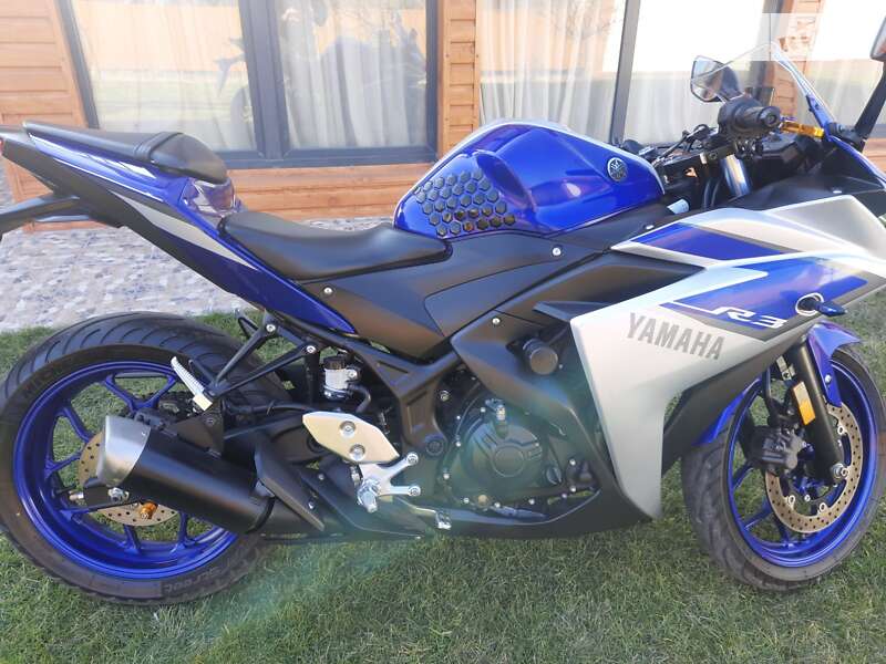 Мотоцикл Спорт-туризм Yamaha YZF-R