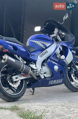 Yamaha YZF-R  2002