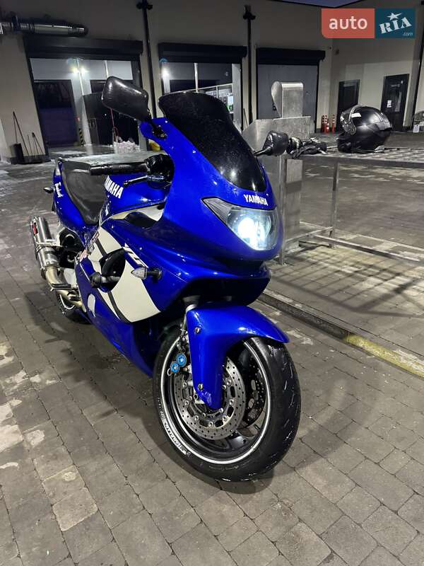 Yamaha YZF