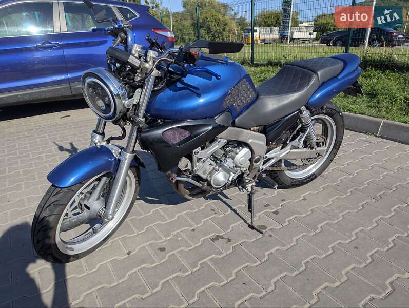 Спортбайк Yamaha Zeal