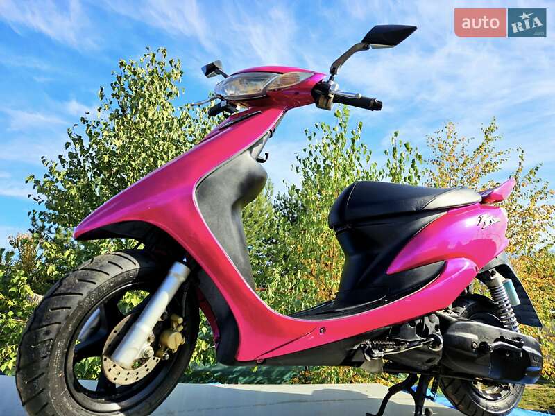 Скутер Yamaha ZR