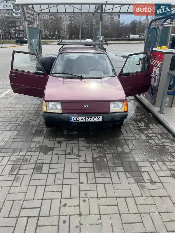 ЗАЗ 1102 Таврія-Нова