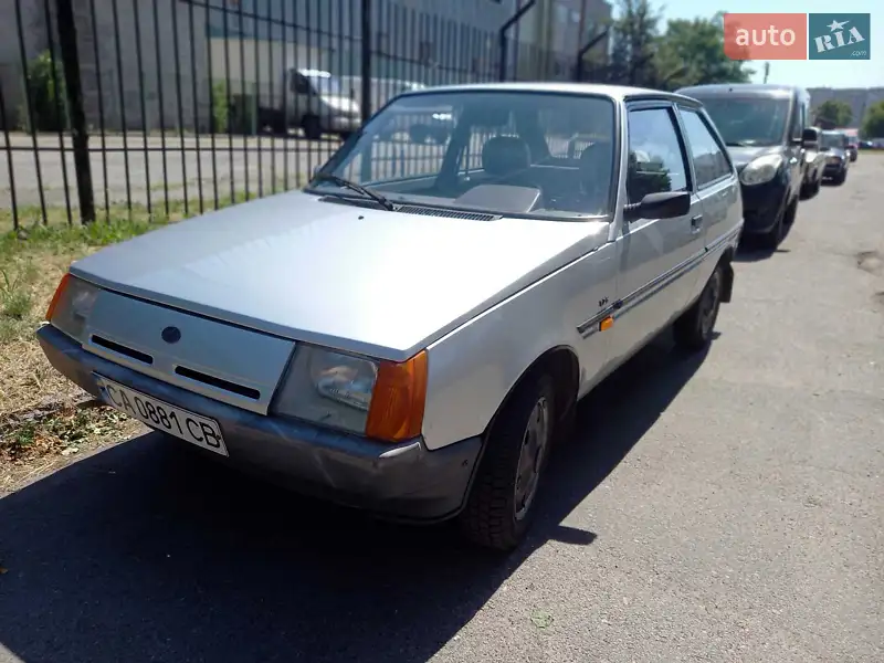 ЗАЗ 1102 Таврія-Нова