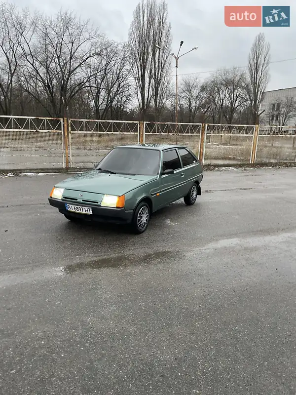 ЗАЗ 1102 Таврія-Нова