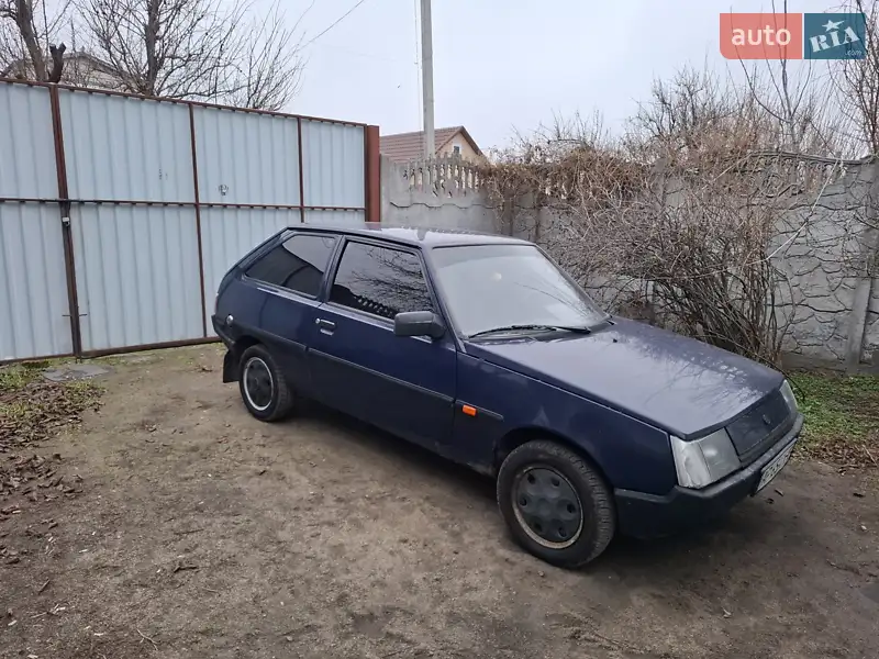 ЗАЗ 1102 Таврія-Нова