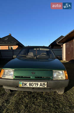 ЗАЗ 1102 Таврия-Нова 2001