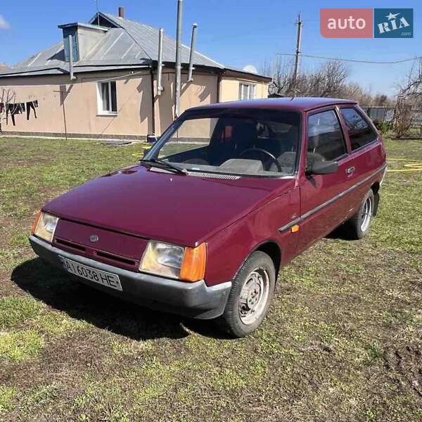 ЗАЗ 1102 Таврия-Нова