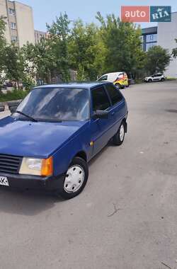 ЗАЗ 1102 Таврия-Нова  2001