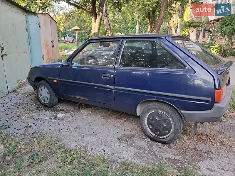 ЗАЗ 1102 Таврія-Нова
