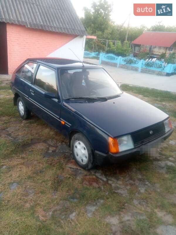 ЗАЗ 1102 Таврия-Нова