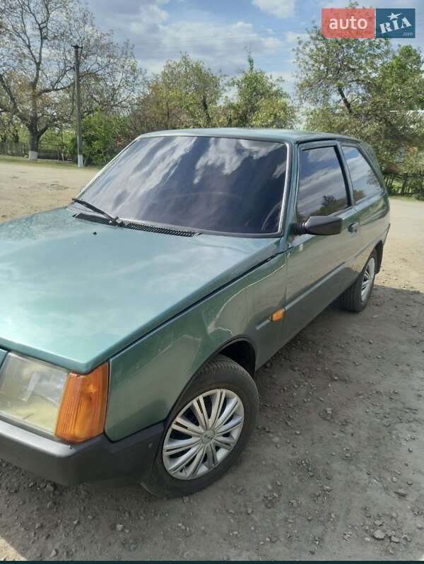 ЗАЗ 1102 Таврия-Нова