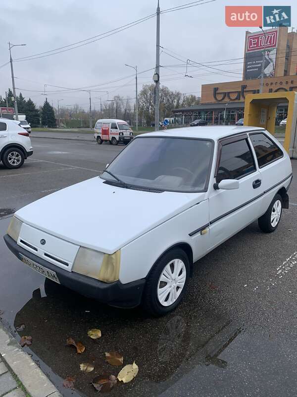 ЗАЗ 1102 Таврия-Нова