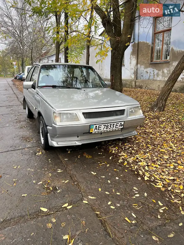 ЗАЗ 1102 Таврія-Нова