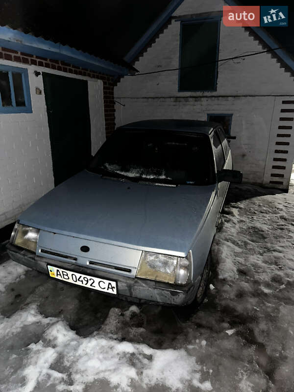 ЗАЗ 1102 Таврія-Нова