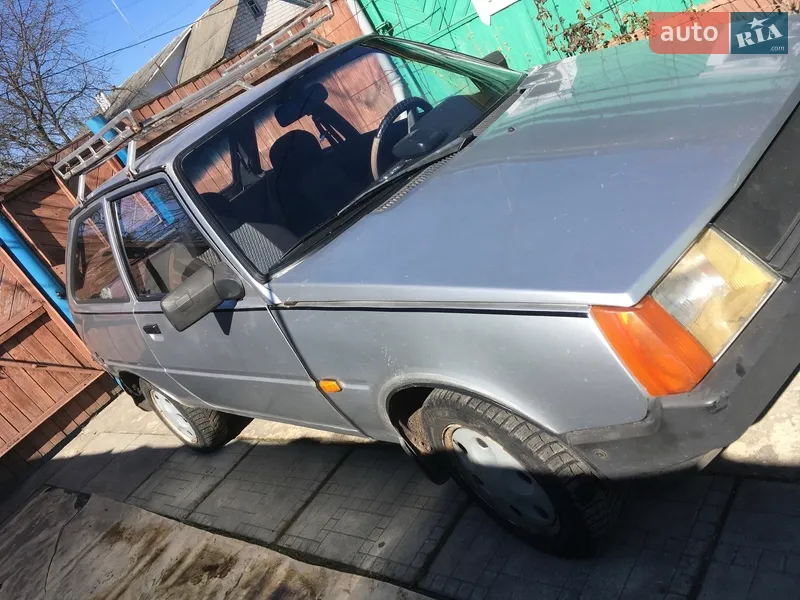 ЗАЗ 1102 Таврія-Нова