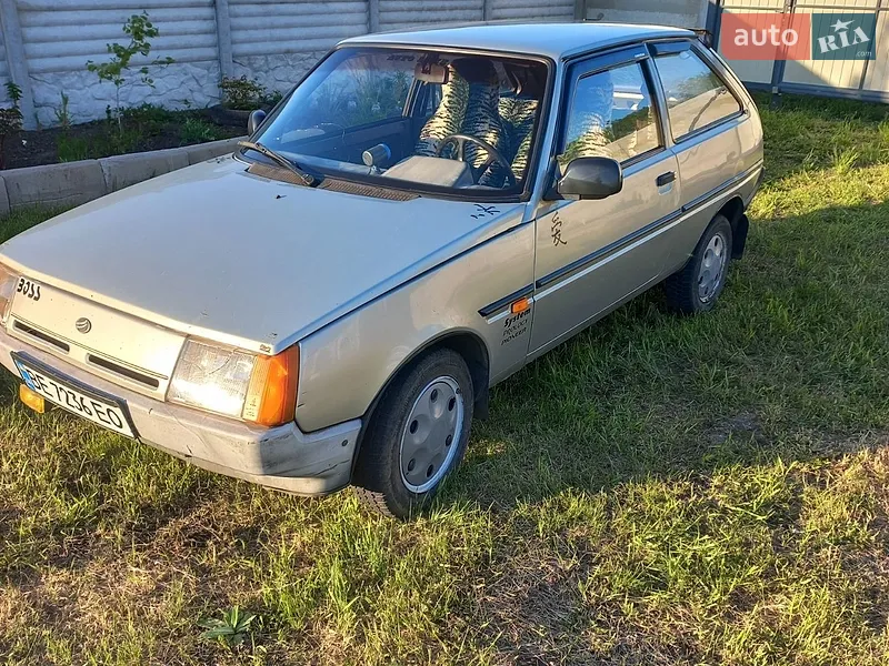 ЗАЗ 1102 Таврія-Нова