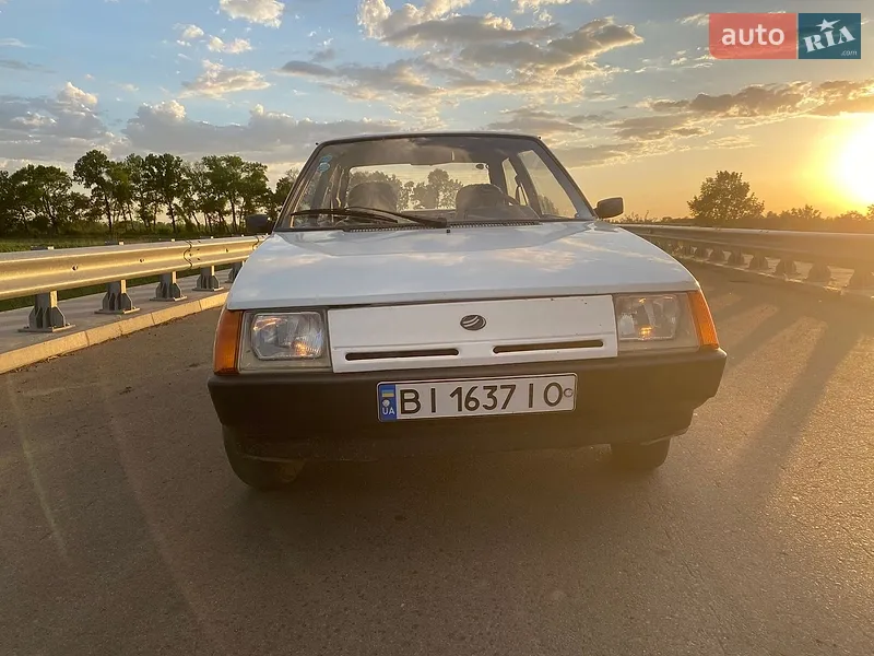 ЗАЗ 1102 Таврія-Нова