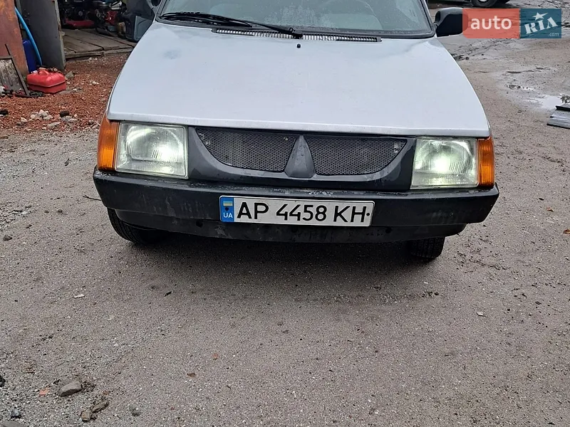 ЗАЗ 1102 Таврія-Нова