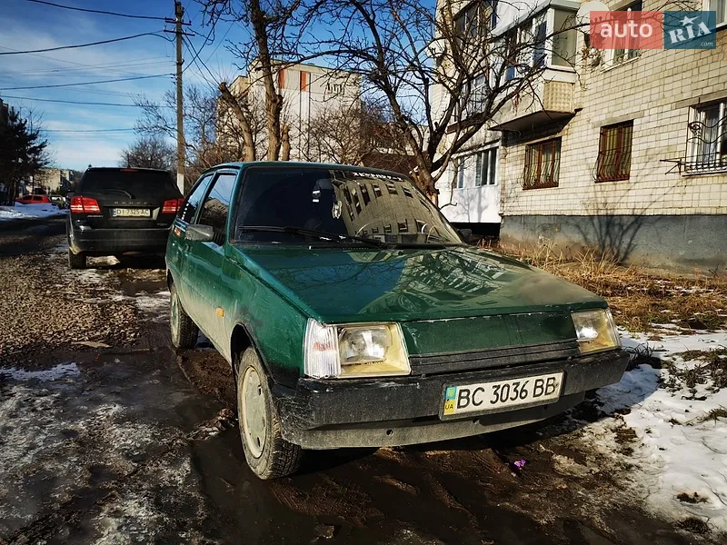 ЗАЗ 1102 Таврія-Нова