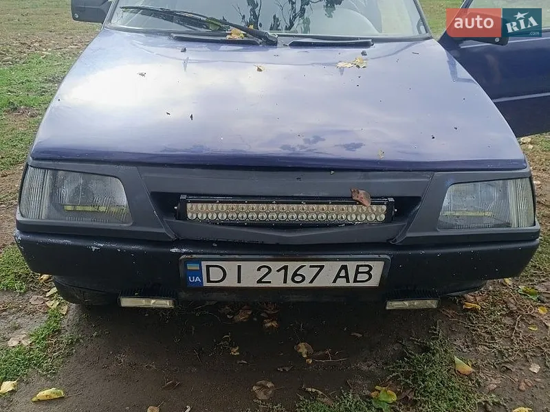 ЗАЗ 1102 Таврія-Нова