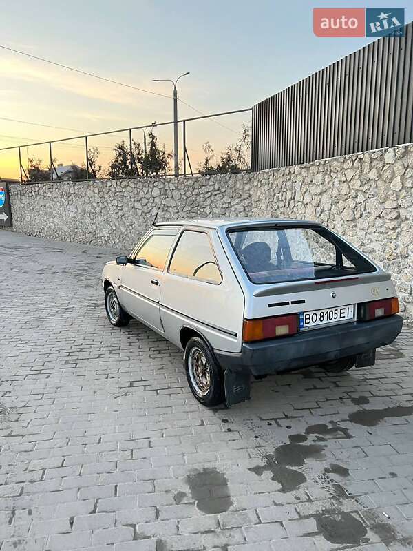 ЗАЗ 1102 Таврія