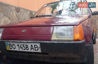 ЗАЗ 1102 Таврия  2004