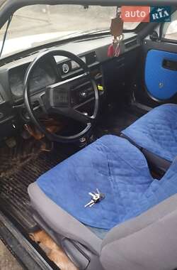 ЗАЗ 1102 Таврия  1993