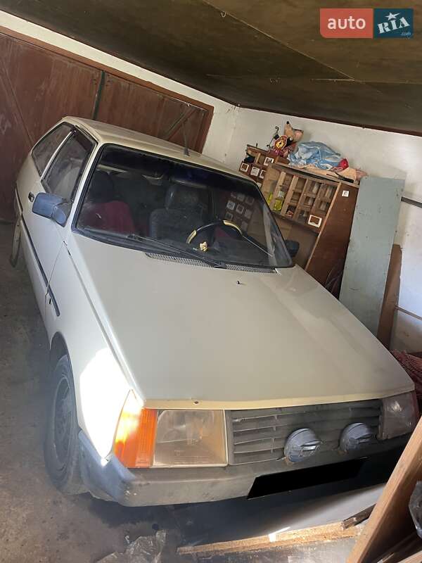 ЗАЗ 1102 Таврия