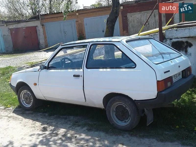 ЗАЗ 1102 Таврія