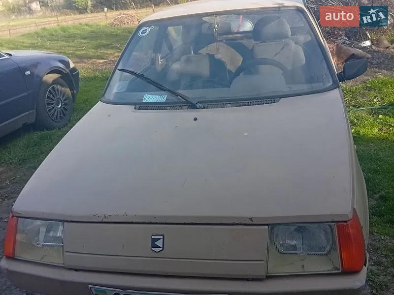 ЗАЗ 1102 Таврія