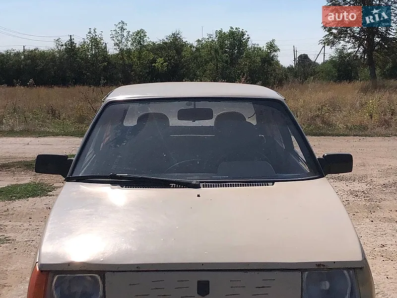 ЗАЗ 1102 Таврія