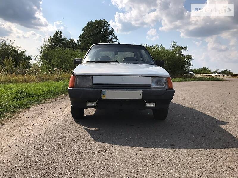 ЗАЗ 1102 Таврія 2004