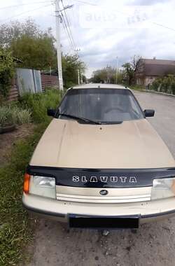 ЗАЗ 1103 Славута 2002