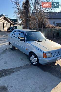 ЗАЗ 1103 Славута  2004