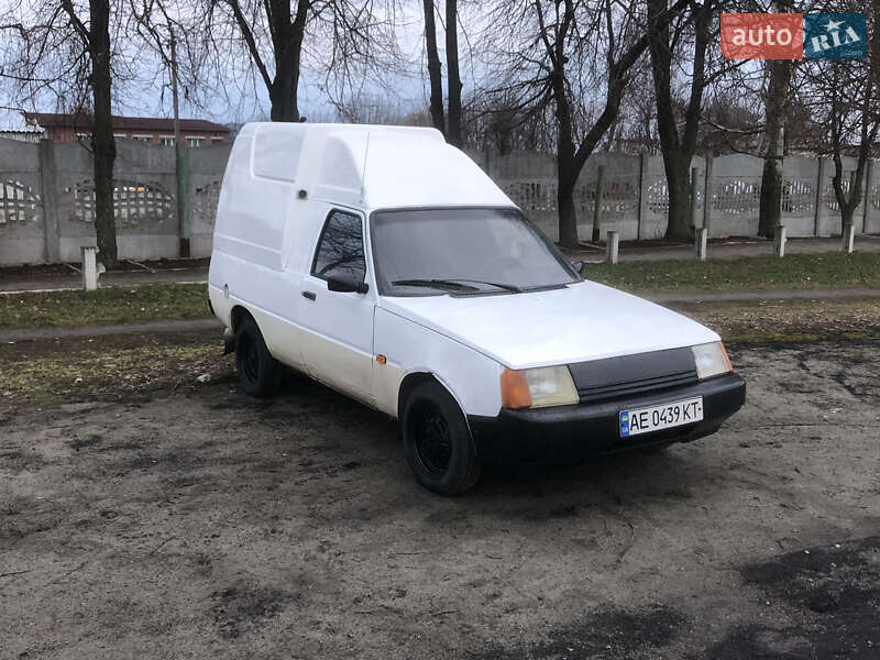 ЗАЗ 11055