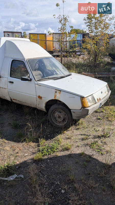 Вантажний фургон ЗАЗ 11055