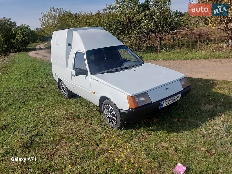 ЗАЗ 11055