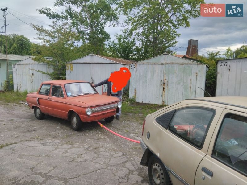 Седан ЗАЗ 966