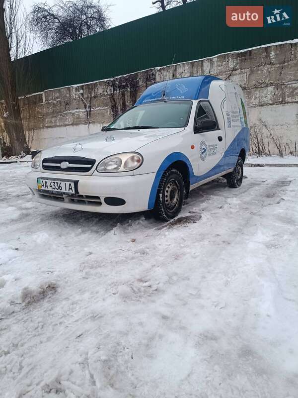 Вантажний фургон ЗАЗ Lanos Cargo