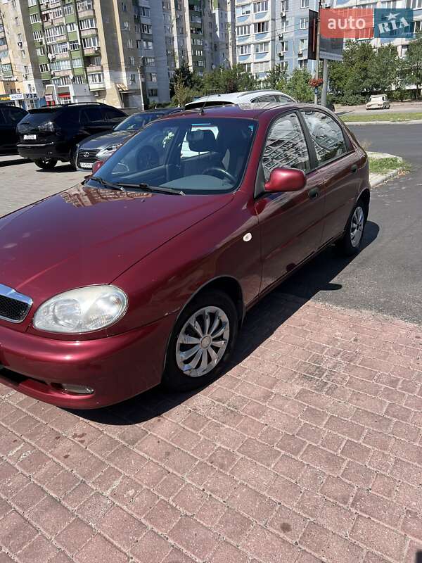 Хэтчбек ЗАЗ Lanos