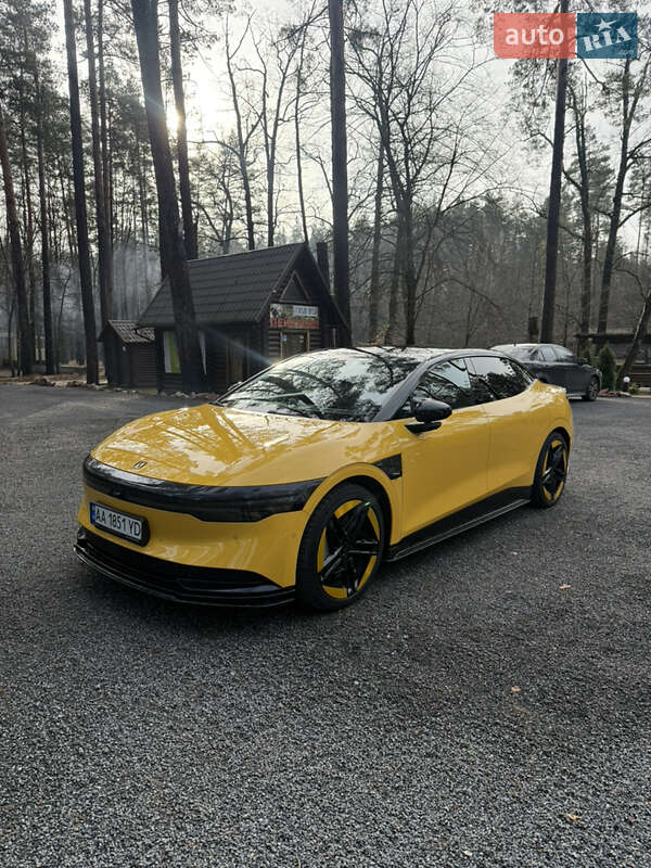 Легковые Zeekr 007