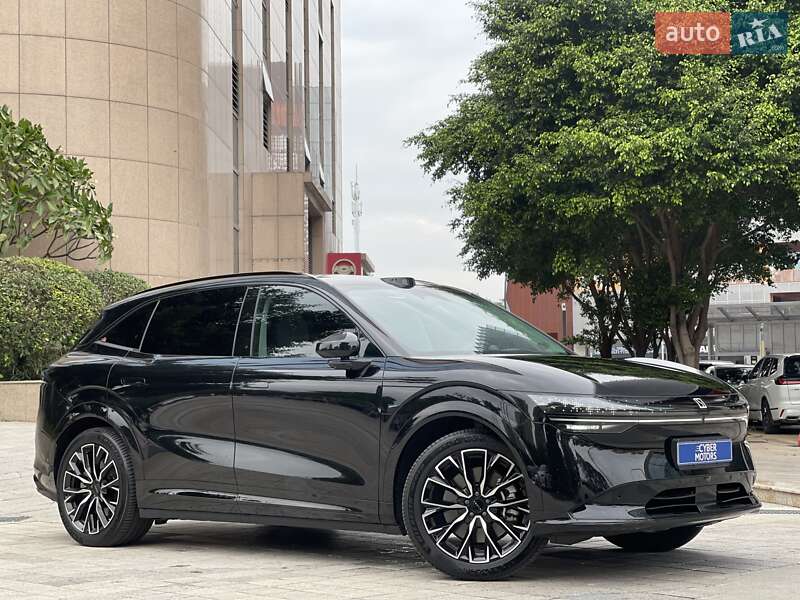 Легкові Zeekr 7X