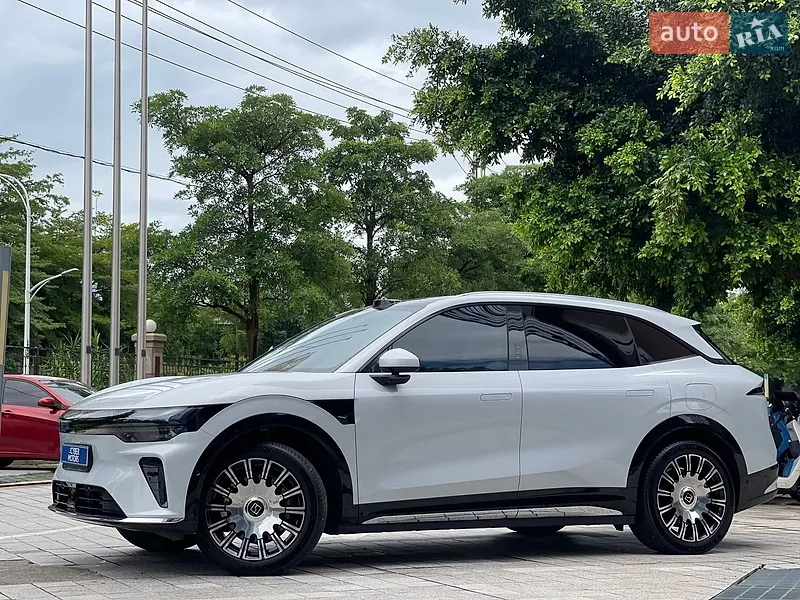 Zeekr 7X 2025