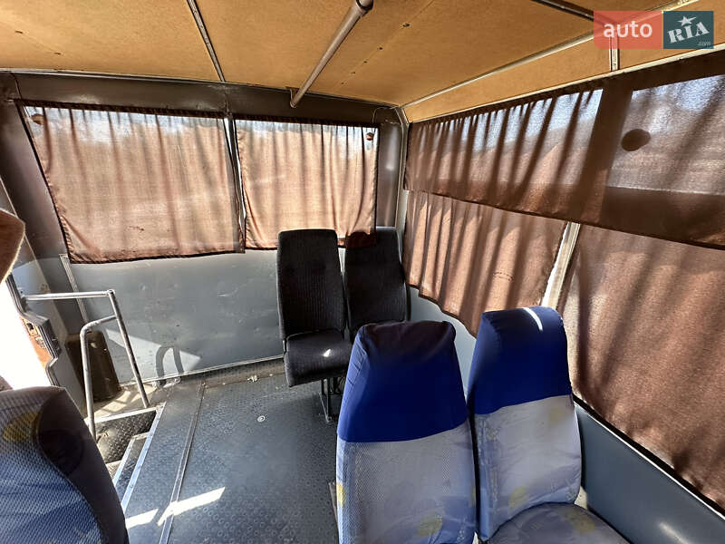 Пригородный автобус ЗИЛ 3230 2005 в Одессе
