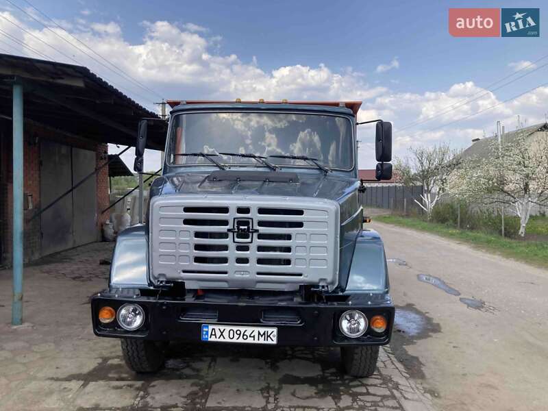 Самосвал ЗИЛ 4133
